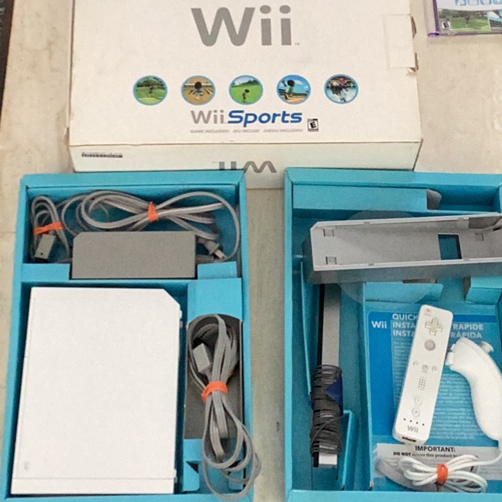Nintendo Wii Console & Wii Sports Game RVL-001 Console Complete In Box - Picture 4 of 14